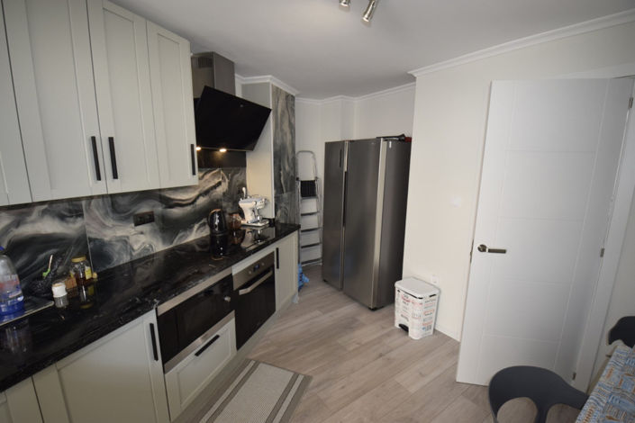 Image No.6-3 Bed Apartment for sale