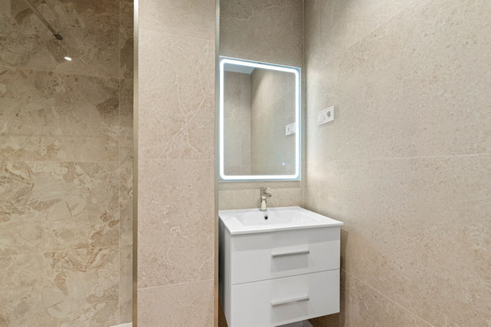 Image No.18-2 Bed Apartment for sale