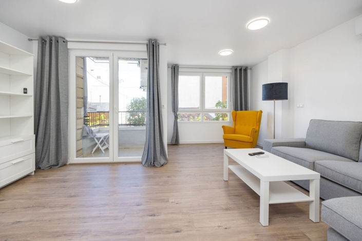 Image No.24-3 Bed Apartment for sale