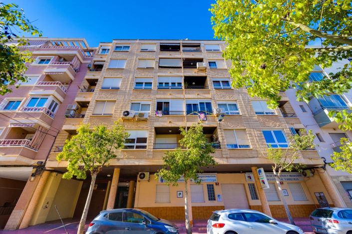 Image No.9-3 Bed Apartment for sale