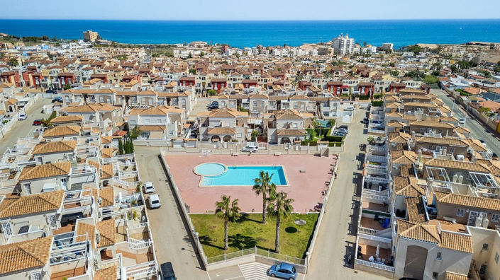 Image No.32-Villa de 2 chambres à vendre à Torrevieja