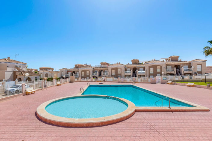 Image No.39-Villa de 2 chambres à vendre à Torrevieja