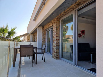 4983fd8d6512e5c5b8b9xlarge