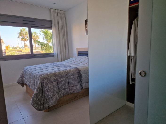 Image No.17-2 Bed Apartment for sale