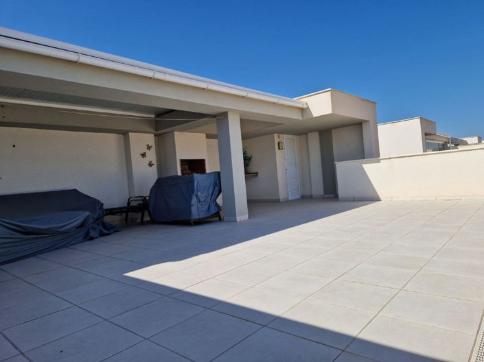 Image No.25-2 Bed Apartment for sale