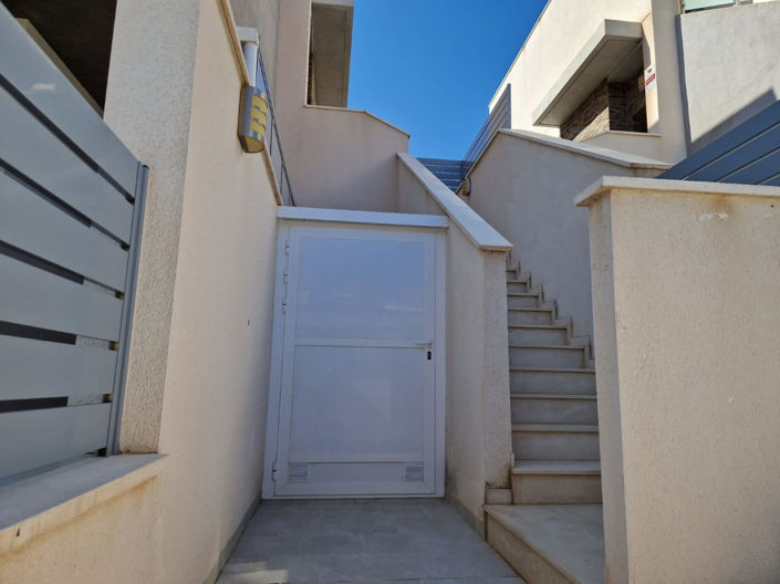 Image No.7-2 Bed Apartment for sale