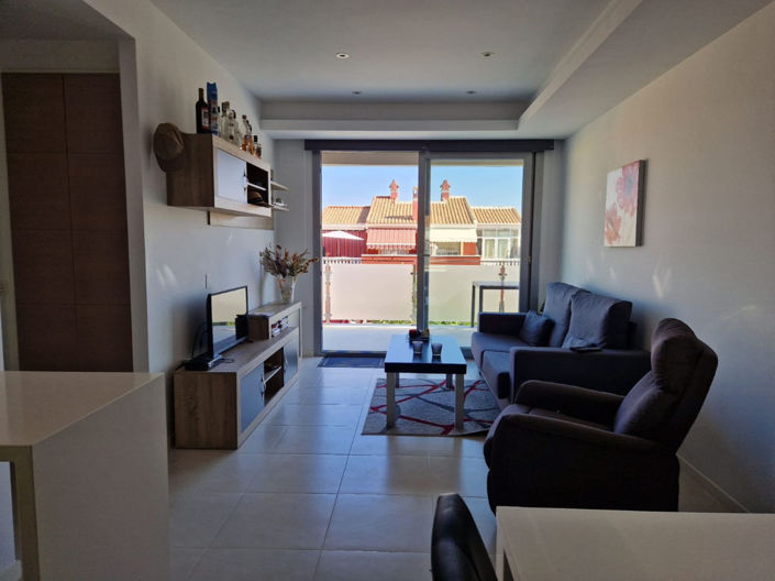 Image No.9-2 Bed Apartment for sale