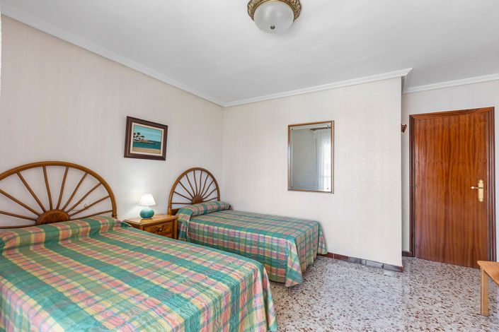 Image No.11-3 Bed Apartment for sale