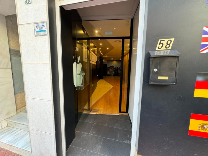 Image No.3-Commercial de 1 chambre à vendre à Guardamar del Segura