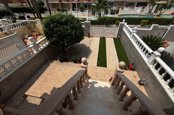 Image No.25-3 Bed Villa for sale