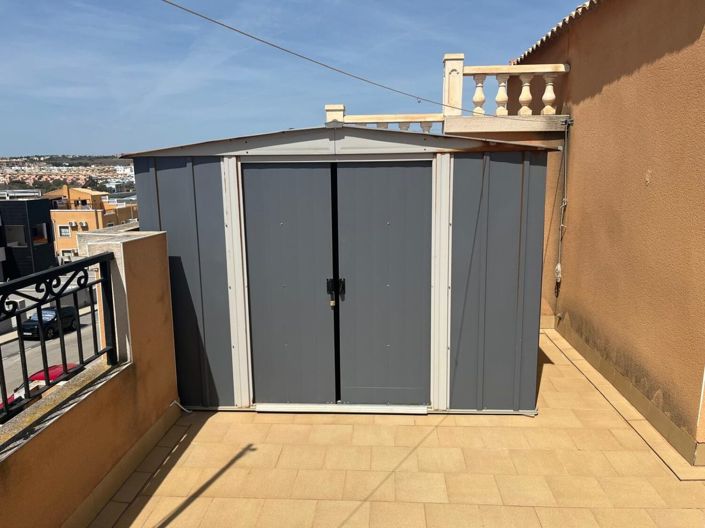 Image No.21-3 Bed Townhouse for sale