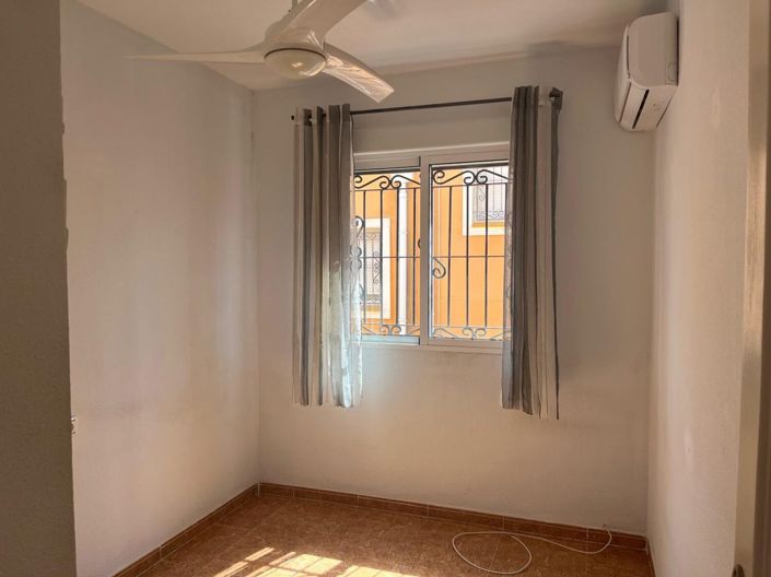 Image No.25-3 Bed Townhouse for sale