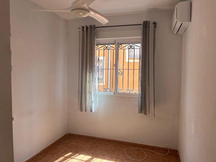 Image No.29-3 Bed Townhouse for sale