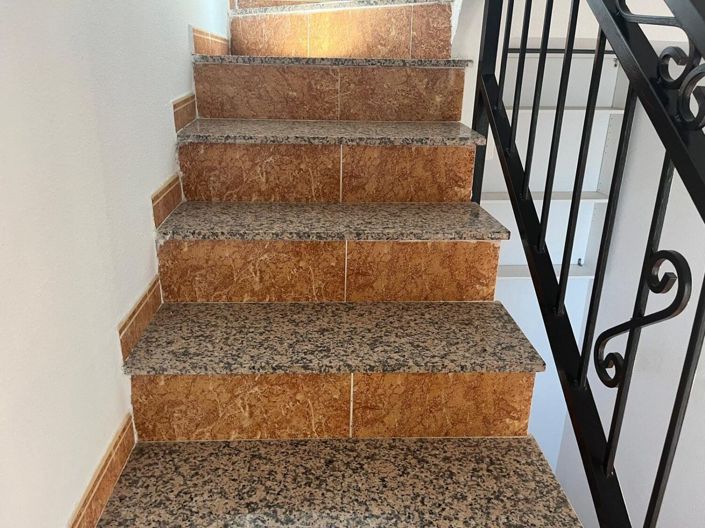 Image No.41-3 Bed Townhouse for sale