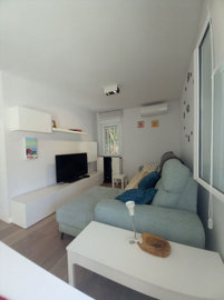 c63da35ea68d60ef36aaxlarge