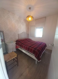 05bbf2357038dff309a2xlarge