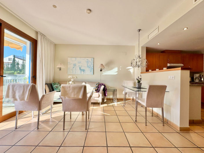 Image No.10-2 Bed Apartment for sale