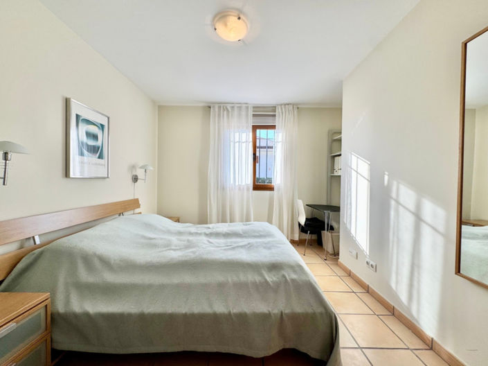 Image No.15-2 Bed Apartment for sale