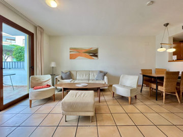 f5eb7d6d357b5c4896f8xlarge