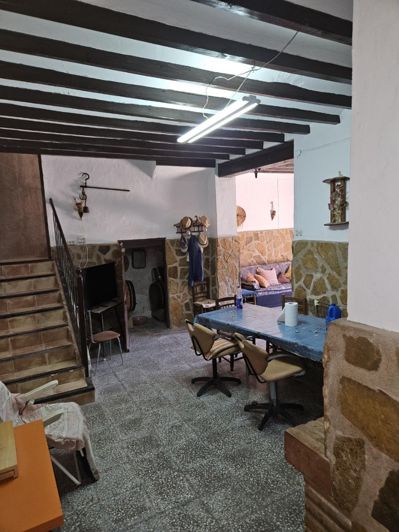 Image No.2-Maison de campagne de 5 chambres à vendre à Monóvar