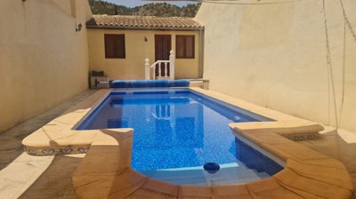 d685a4ec1b0944685a4ec1b0991