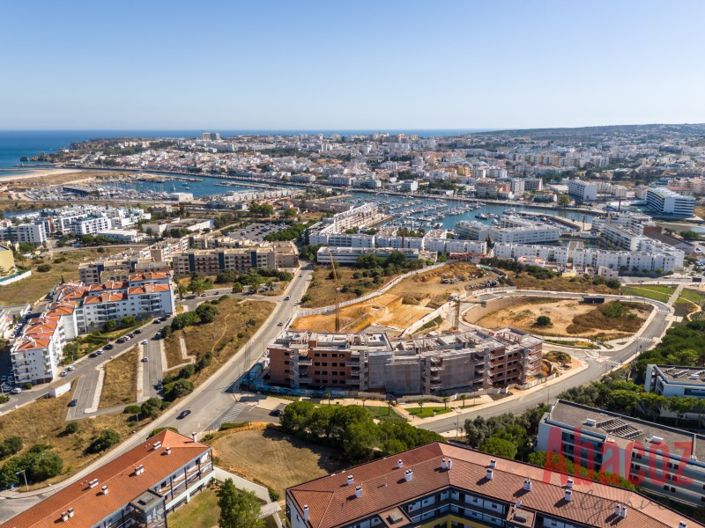 Image No.22-3 Bed Apartment for sale