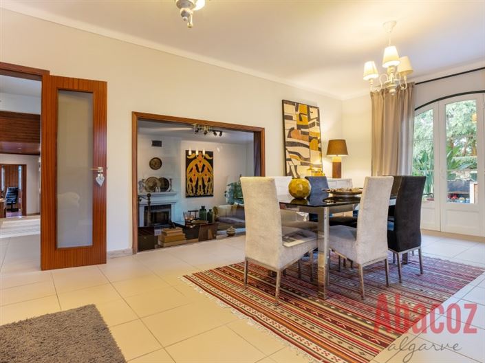 Image No.6-4 Bed Villa for sale