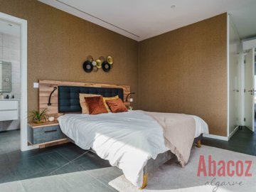 ide7058401-0000-0500-0000-00001407305c