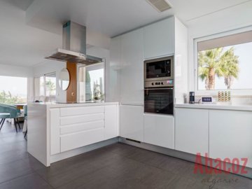 ide7058401-0000-0500-0000-000014073051