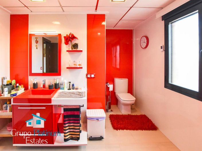 Image No.22-3 Bed Villa for sale