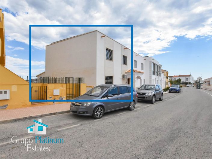 Image No.5-3 Bed Villa for sale