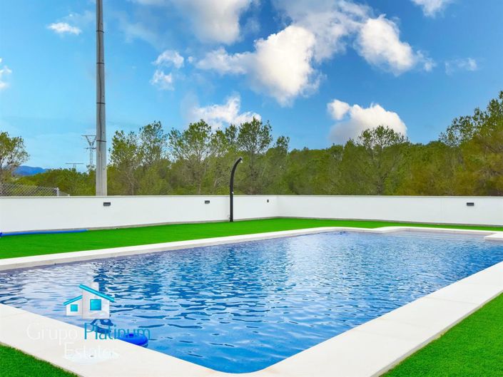 Image No.20-3 Bed Villa for sale