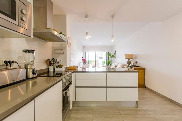 Image No.11-2 Bed Apartment for sale