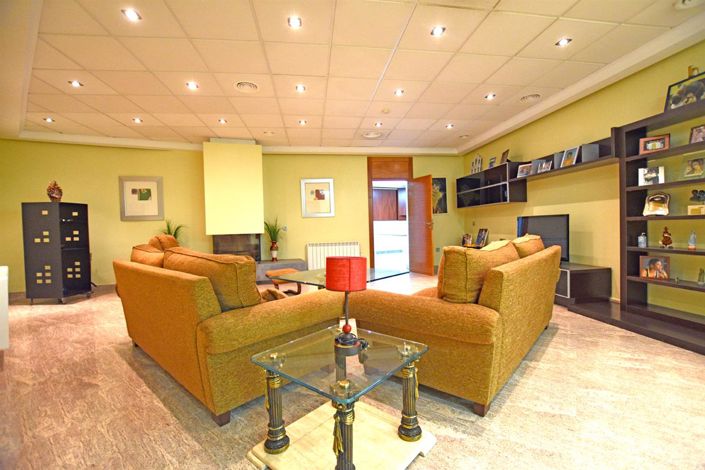 Image No.25-Propriété de 7 chambres à vendre à Calabardina