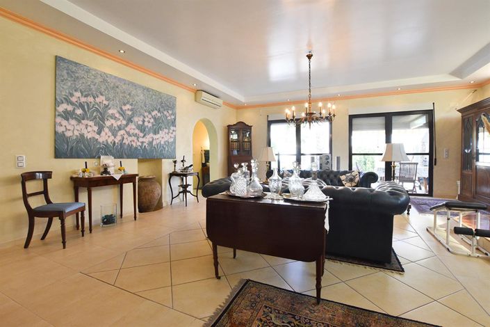 Image No.27-5 Bed Villa for sale