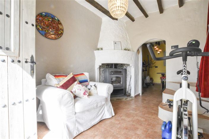 Image No.15-5 Bed Villa for sale