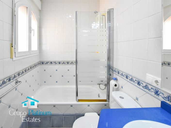 Image No.14-5 Bed Villa for sale