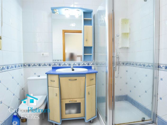 Image No.21-5 Bed Villa for sale