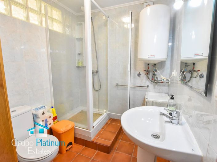 Image No.30-5 Bed Villa for sale