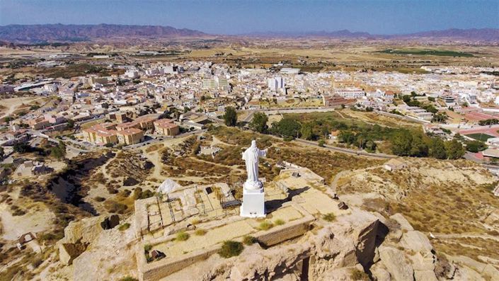 Image No.32-5 Bed Villa for sale