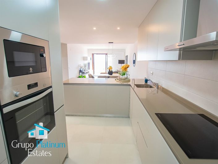 Image No.12-2 Bed Apartment for sale