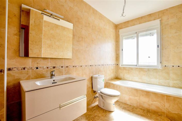 Image No.26-Villa de 5 chambres à vendre à Puerto Lumbreras