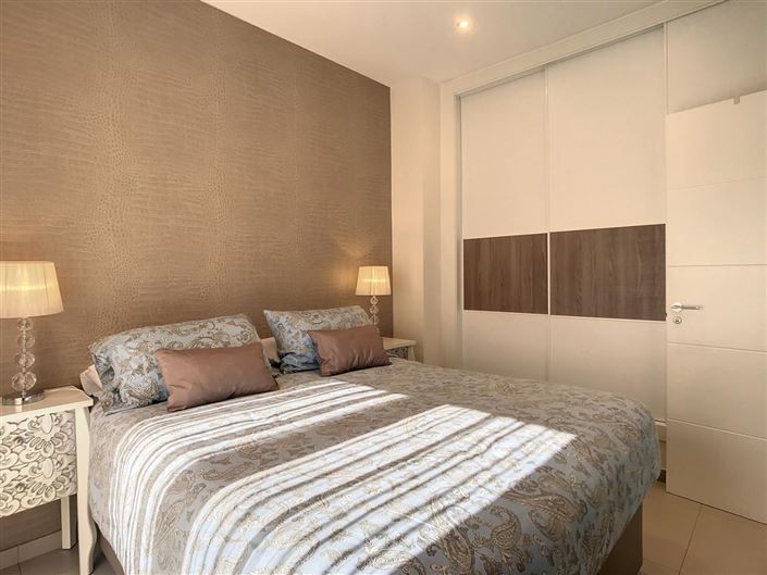 Image No.11-4 Bed Property for sale