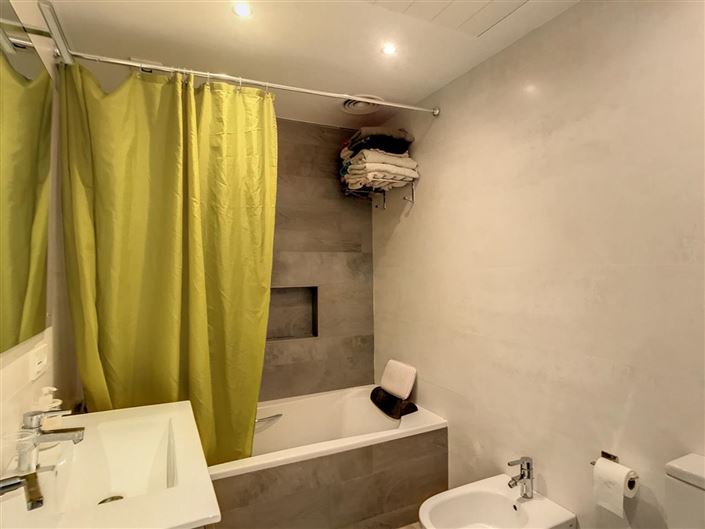 Image No.15-4 Bed Property for sale