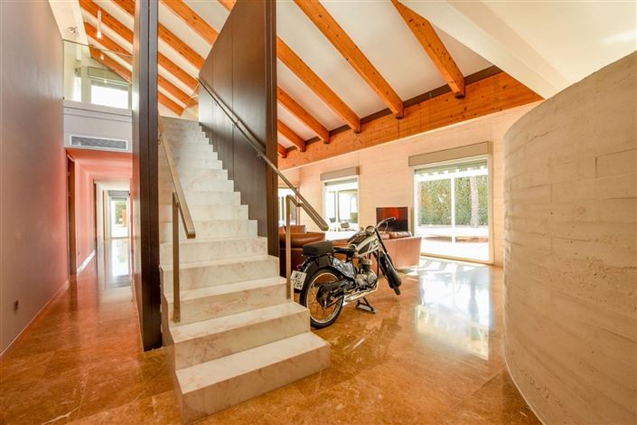 Image No.35-3 Bed Villa for sale