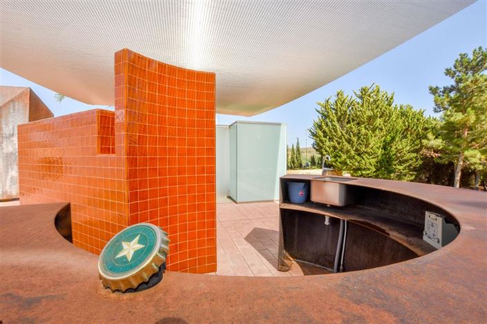 Image No.10-3 Bed Villa for sale