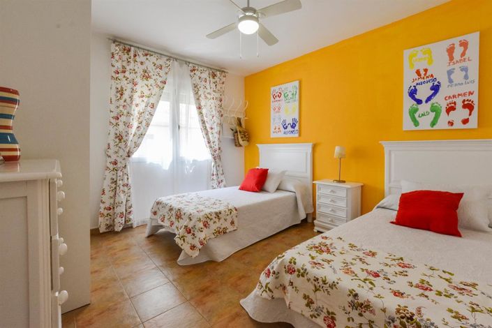 Image No.13-Propriété de 4 chambres à vendre à Calabardina