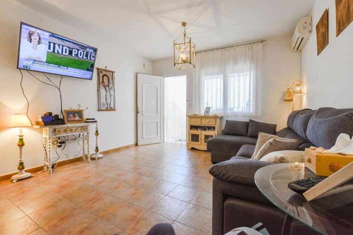 Image No.6-Propriété de 4 chambres à vendre à Calabardina