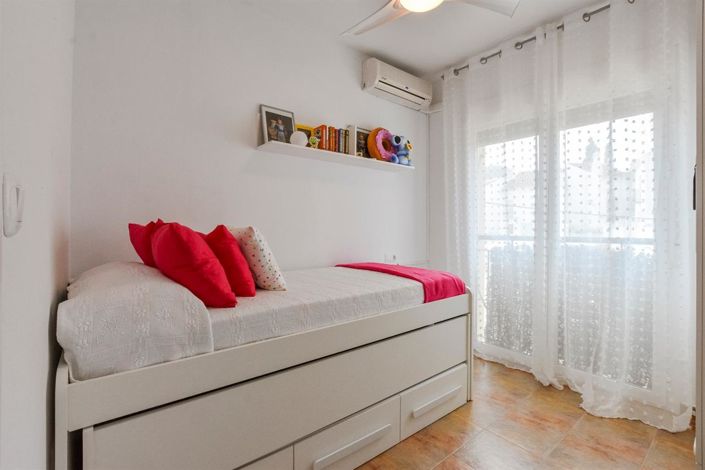 Image No.10-Propriété de 4 chambres à vendre à Calabardina