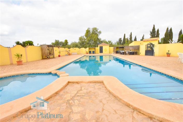 Image No.3-7 Bed Villa for sale